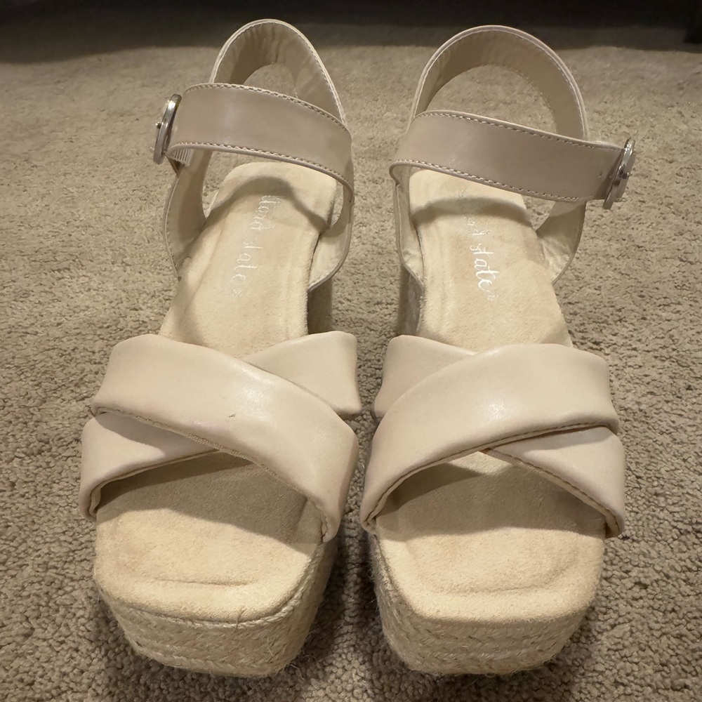 Altar’d State Wedges - Picture 4 of 5
